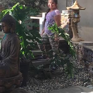 Meet your Posher, Elena